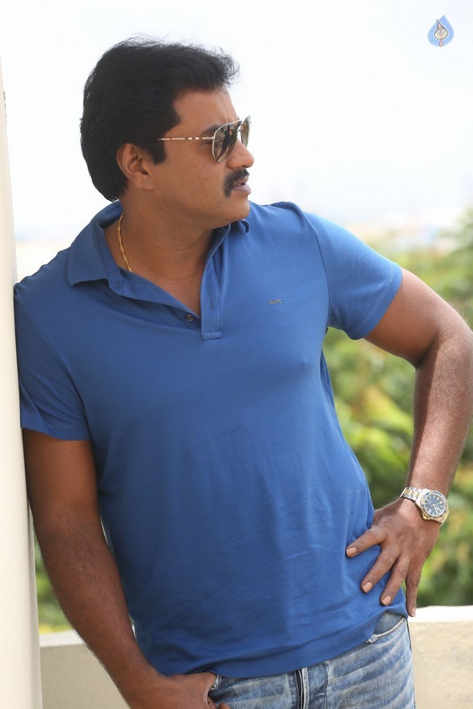 Sunil Latest Photos - 17 / 21 photos