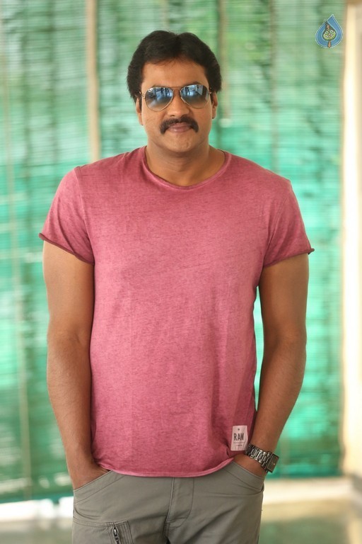 Sunil New Photos - 17 / 21 photos