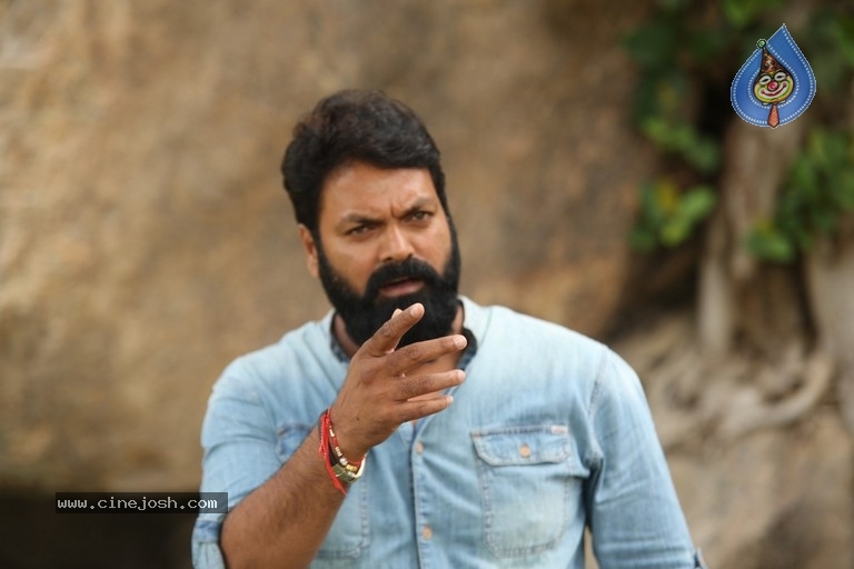 Super Sketch Movie Villain Indra Interview Stills - 3 / 27 photos