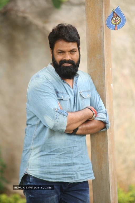 Super Sketch Movie Villain Indra Interview Stills - 12 / 27 photos