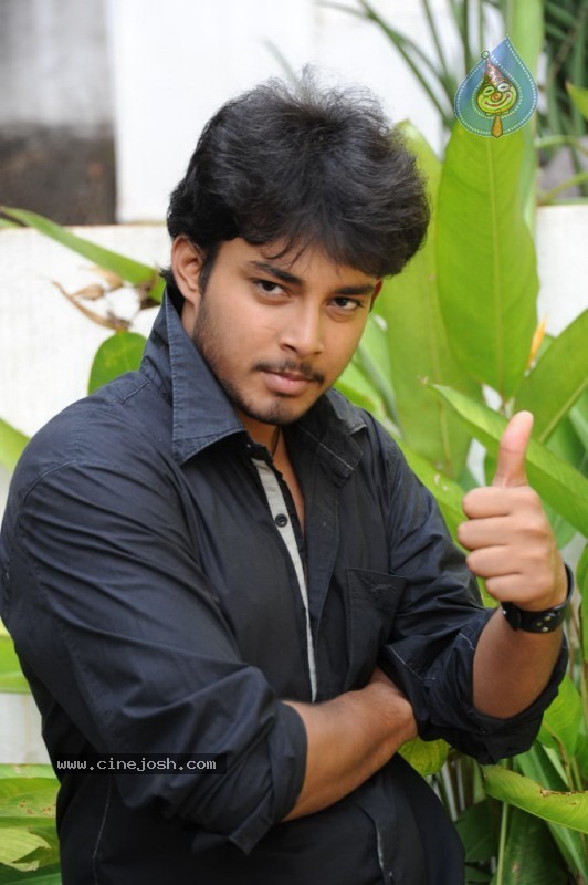 Tanish Stills - 2 / 17 photos