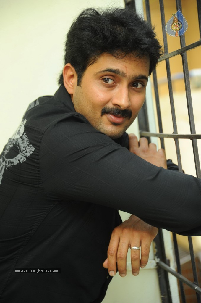 Uday Kiran New Stills - 7 / 44 photos