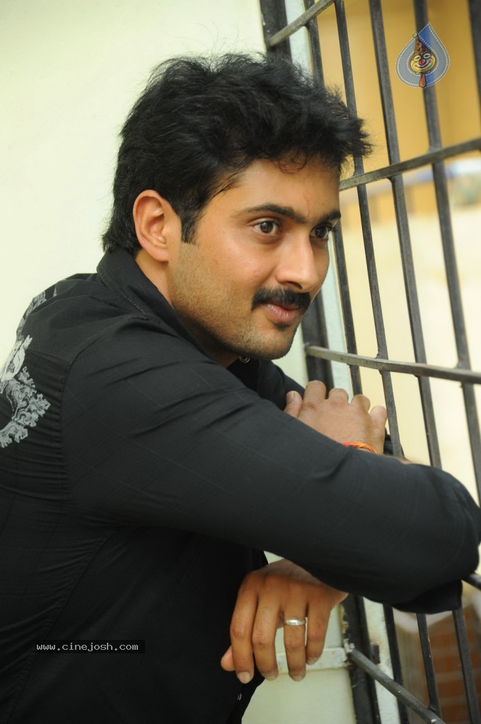 Uday Kiran New Stills - 29 / 44 photos