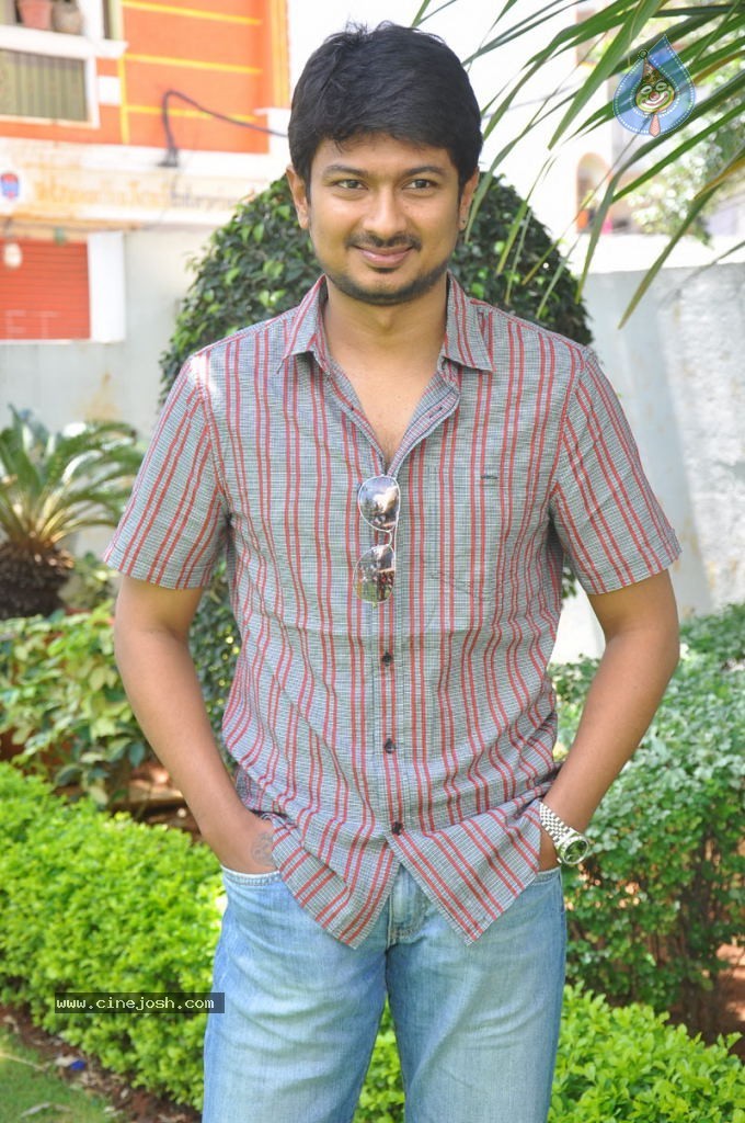 Udhayanidhi Stalin Stills - 12 / 37 photos