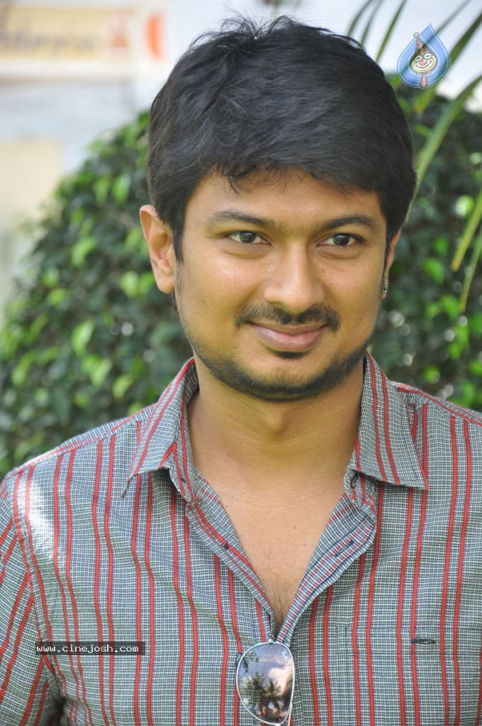 Udhayanidhi Stalin Stills - 34 / 37 photos