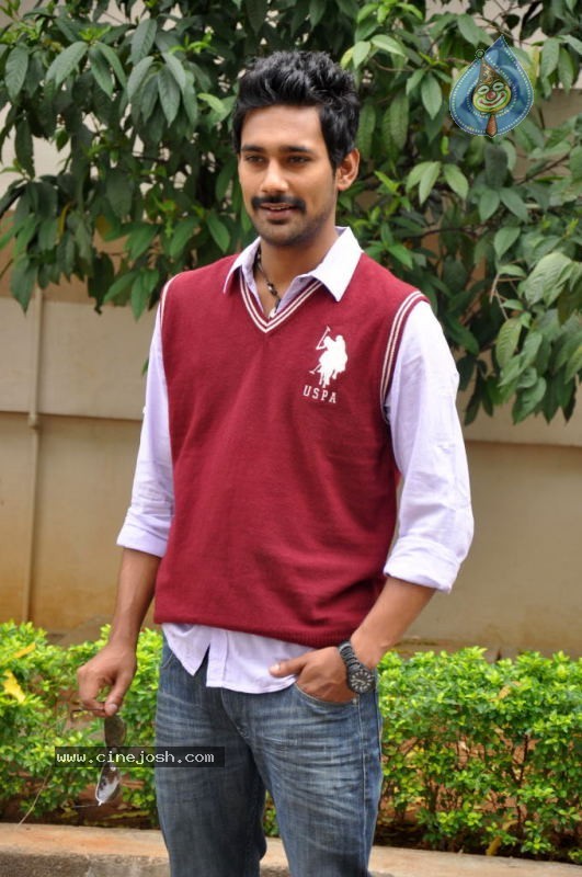 Varun Sandesh Photos - 3 / 27 photos