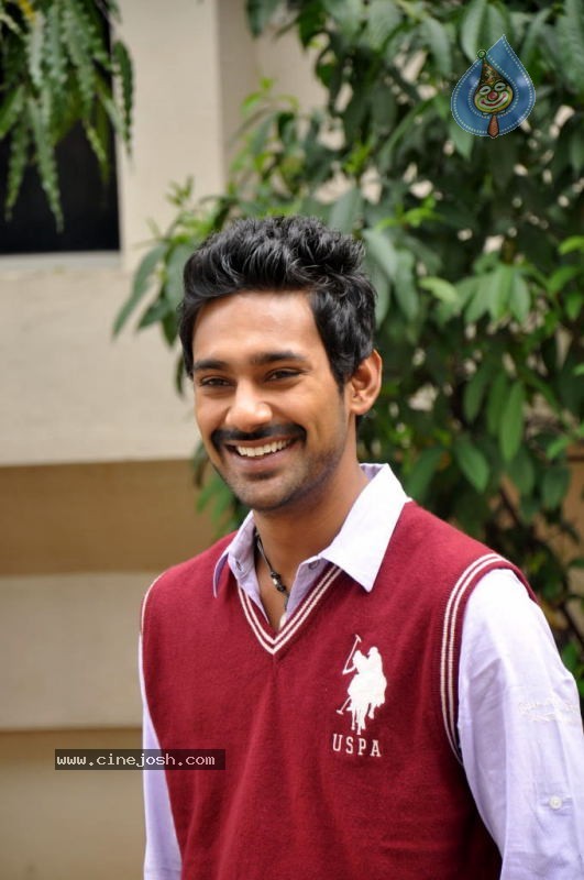 Varun Sandesh Photos - 20 / 27 photos