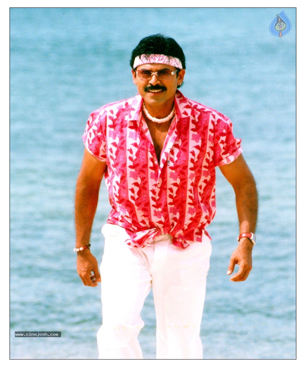 Venkatesh Completes Silver Jubilee Photos - 16 / 139 photos