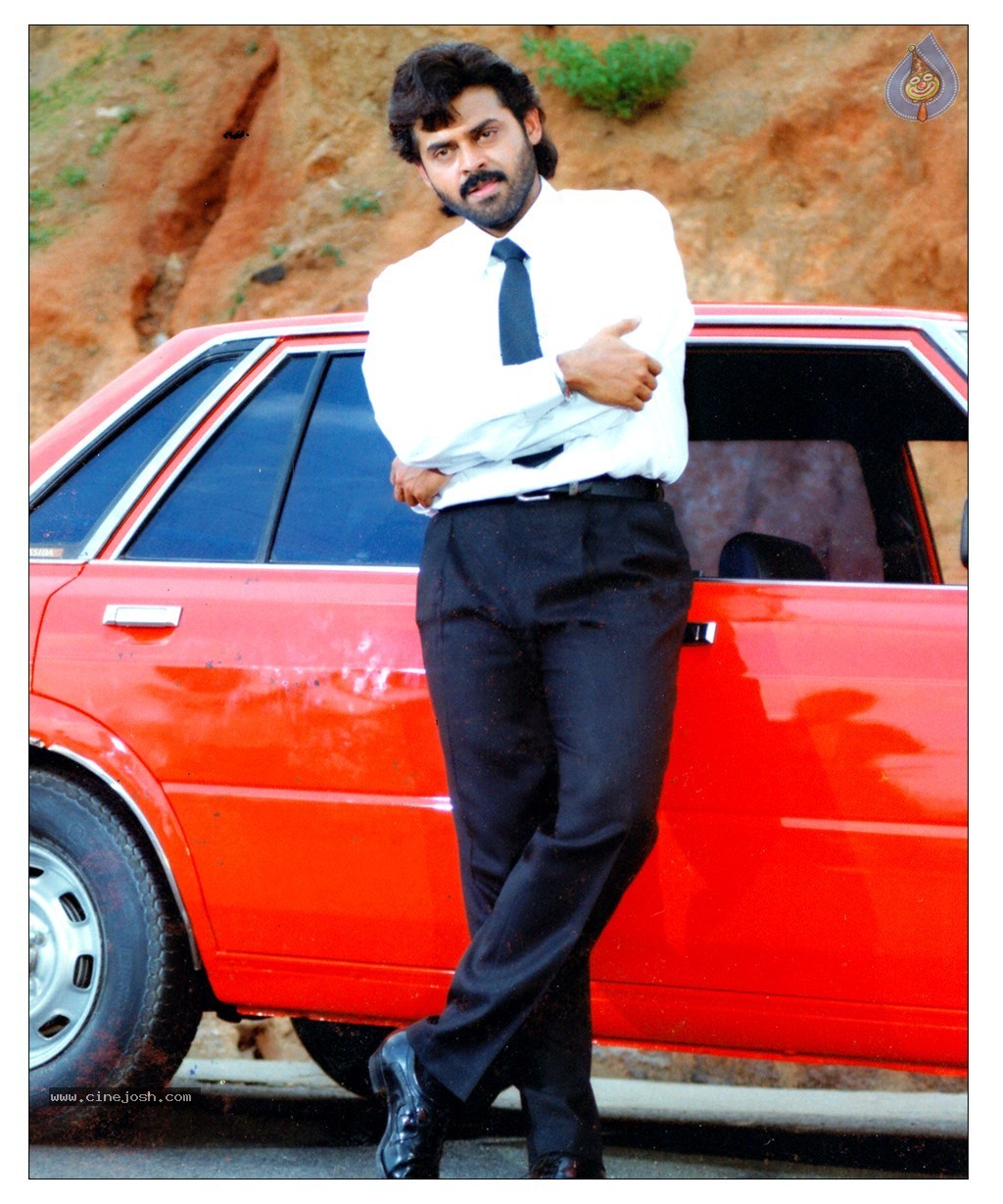 Venkatesh Completes Silver Jubilee Photos - 85 / 139 photos