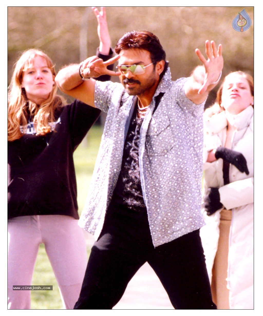 Venkatesh Completes Silver Jubilee Photos - 93 / 139 photos