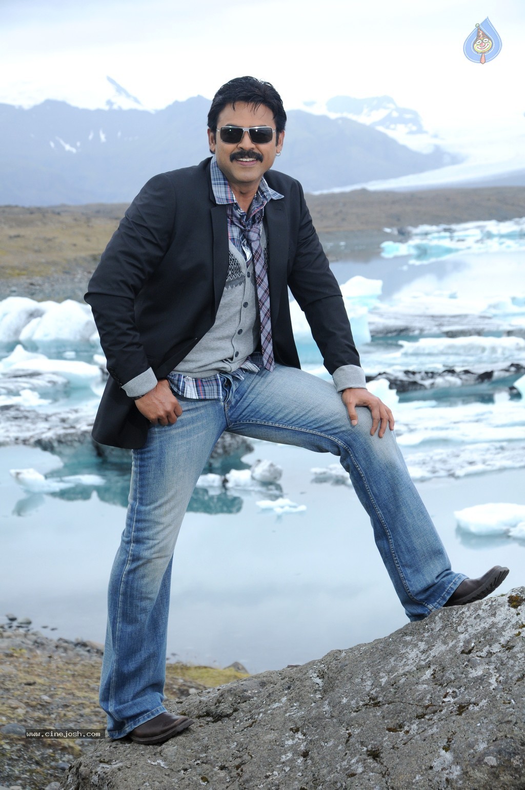 Venkatesh Completes Silver Jubilee Photos - 137 / 139 photos