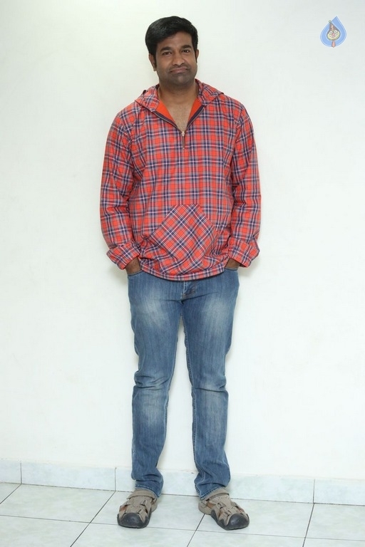 Vennela Kishore Interview Photos - 13 / 13 photos