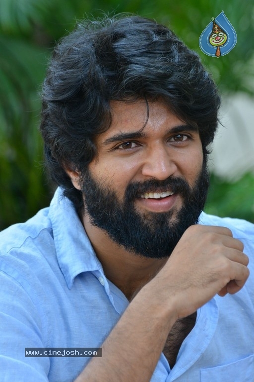 Vijay Devarakonda Interview Photos - 4 / 32 photos
