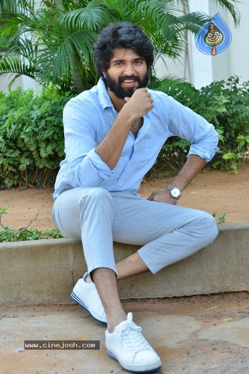 Vijay Devarakonda Interview Photos - 9 / 32 photos