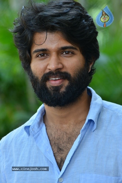 Vijay Devarakonda Interview Photos - 11 / 32 photos