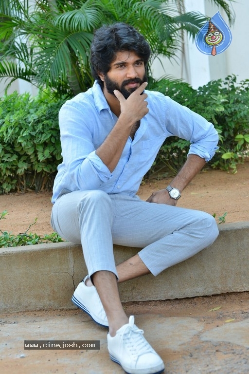 Vijay Devarakonda Interview Photos - 15 / 32 photos