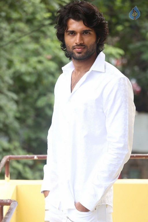 Vijay Devarakonda Photos - 1 / 16 photos