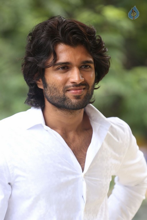 Vijay Devarakonda Photos - 13 / 16 photos