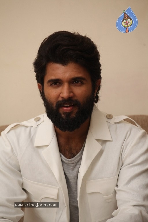 Vijay Devarakonda Photos - 14 / 21 photos