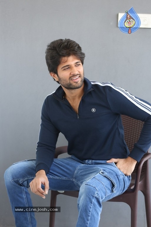 Vijay Deverakonda Interview Photos - 11 / 33 photos