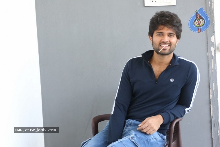 Vijay Deverakonda Interview Photos - 30 / 33 photos