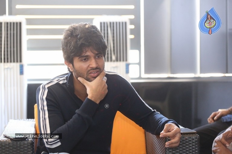 Vijay Deverakonda Interview Photos - 32 / 33 photos
