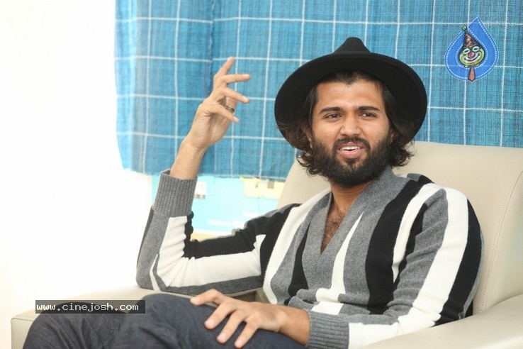 Vijay Deverakonda Interview Pics - 20 / 32 photos