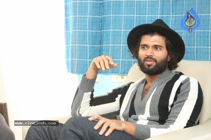 Vijay Deverakonda Interview Pics - 27 / 32 photos