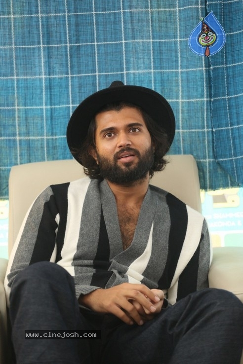 Vijay Deverakonda Interview Pics - 29 / 32 photos