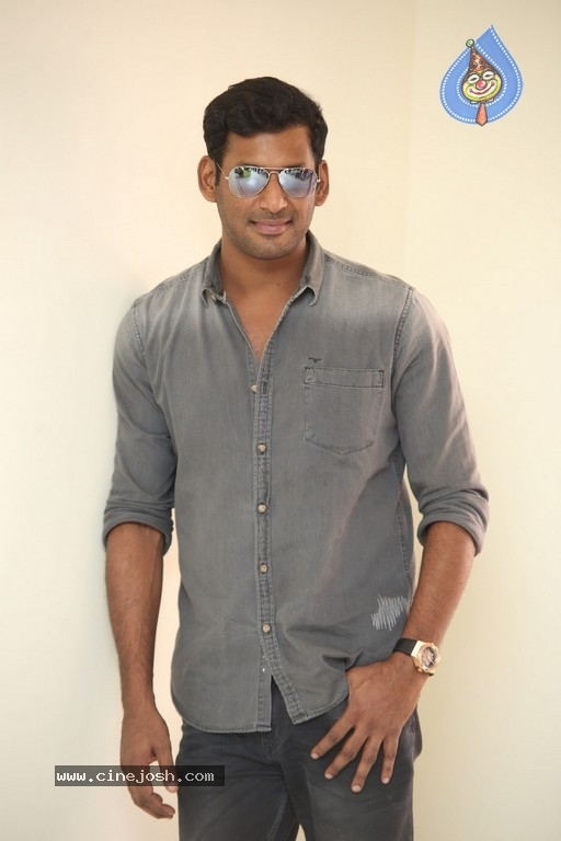 Vishal Interview Photos - 8 / 18 photos