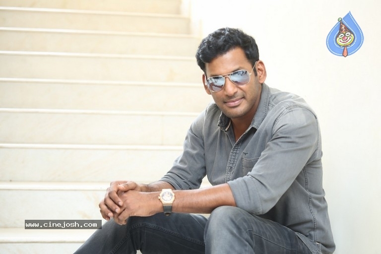 Vishal Interview Photos - 11 / 18 photos