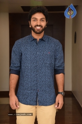 4 LETTERS Movie Hero EASWAR Interview Photos - 4 of 10