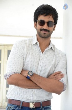 Aadhi Pinisetty New Photos - 12 of 21