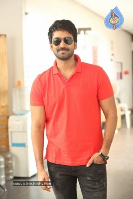 Aadhi Pinisetty Photos - 15 of 26