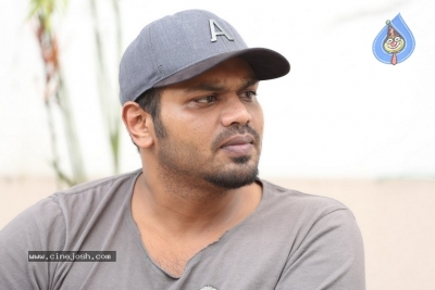 Manchu Manoj Okkadu Migiladu Interview Photos - 13 of 21