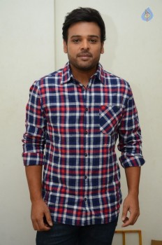 Nawin Vijaykrishna Interview Photos - 4 of 18