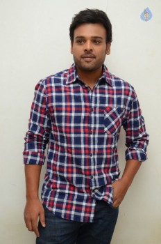 Nawin Vijaykrishna Interview Photos - 6 of 18