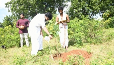 Pawan Kalyan Latest Stills - 34 of 33