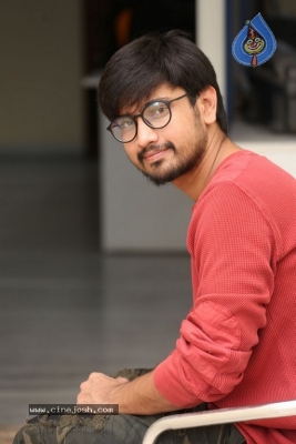 Raj Tarun Interview Stills - 27 of 28