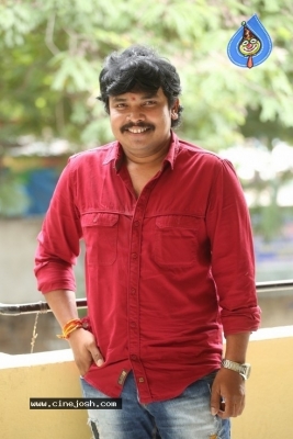 Sampoornesh Babu Interview Pics - 10 of 18