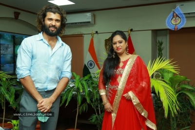 Vijay Deverakonda Interacts Field Level Officers - 46 of 55