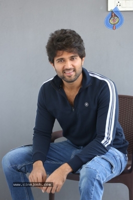 Vijay Deverakonda Interview Photos - 20 of 33