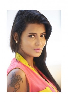 Actress Meera Mithun Pictures