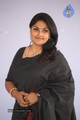 Actress Nirosha Pics