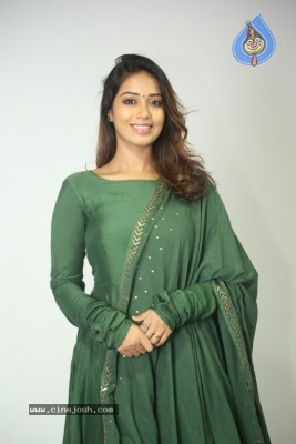 Actress Nivetha Pethuraj Gallery