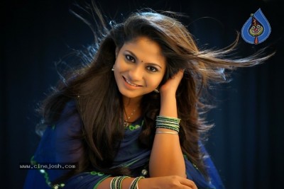 Actress Shruti Reddy Images