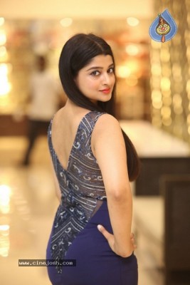 Aishani Shetty New Images