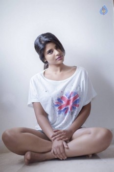 Aishwarya Rajesh New Photos