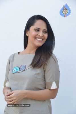 Anasuya Bharadwaj Latest Pics