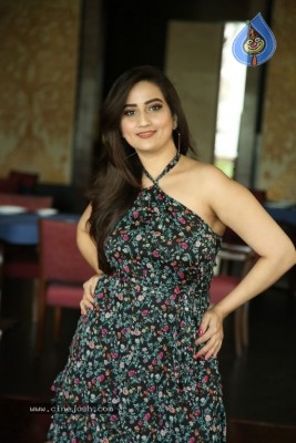 Anchor Manjusha Stills